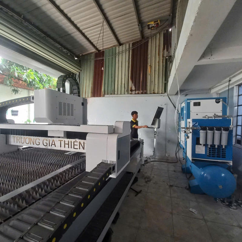 Gia công chữ nổi inox