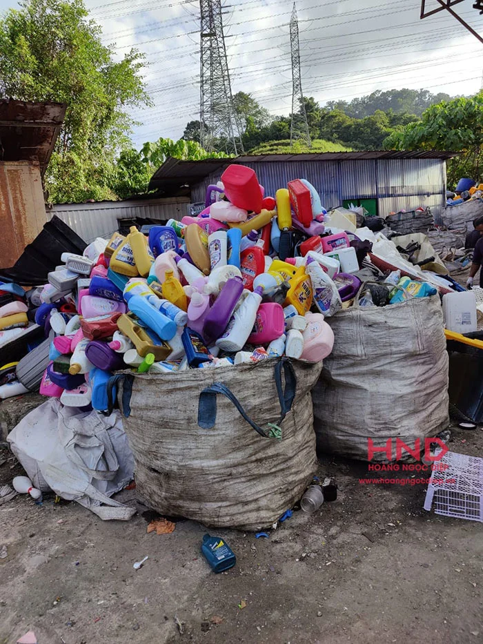 Thu mua phế liệu nhựa